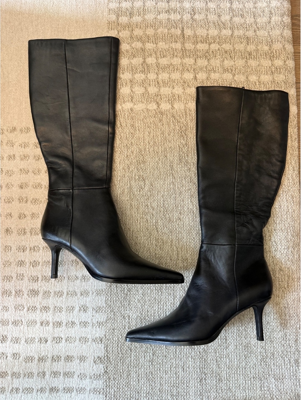 Steve Madden Black Leather Knee-High Pointed Toe Boots Size 6M